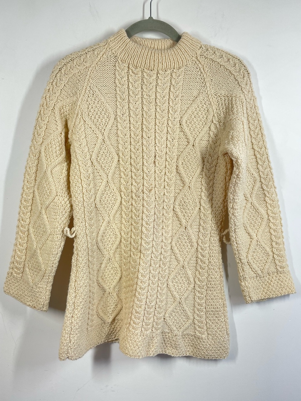 Vintage Donald Davies Hand Knitted Ireland Cable Knit Sweater Fisherman Small